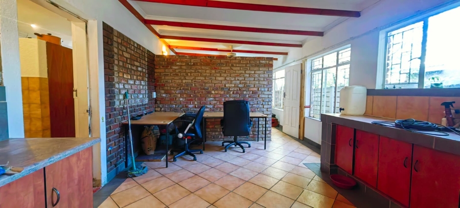 4 Bedroom Property for Sale in Miederpark North West